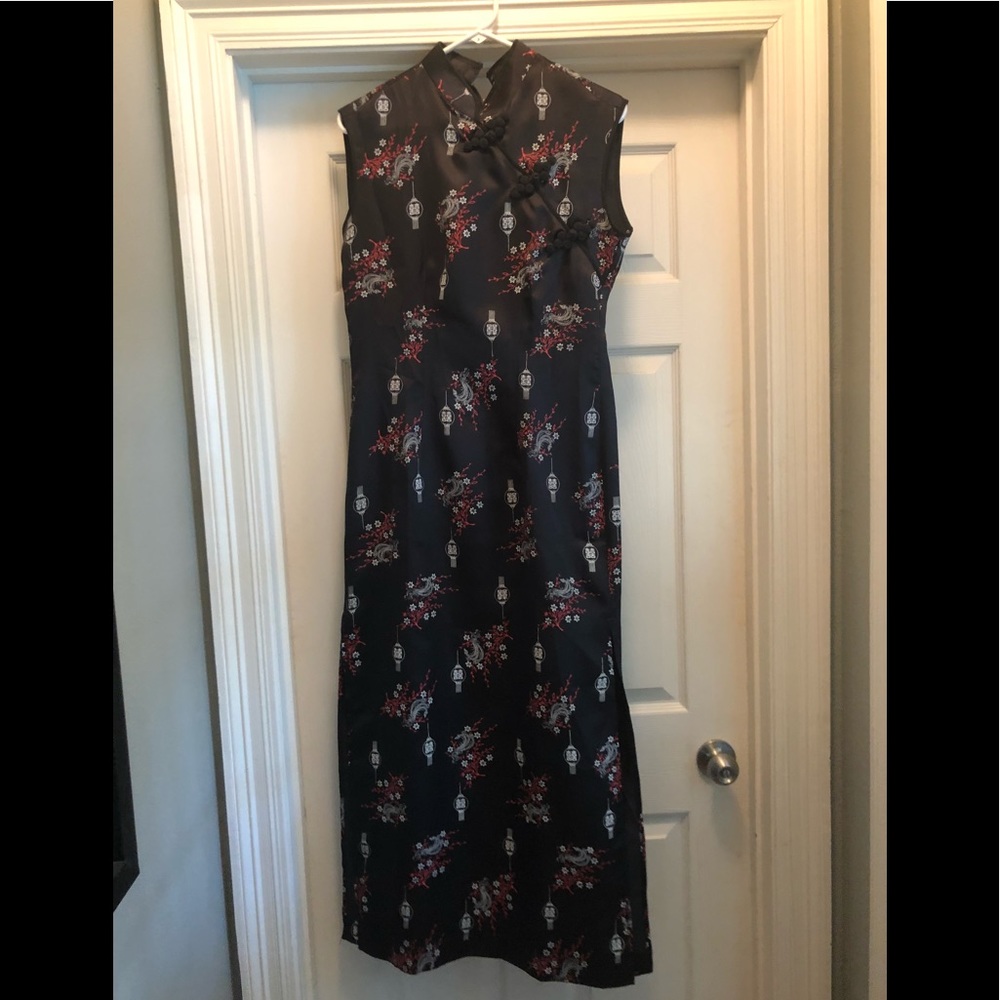 Traditional Chinese Cheongsam dress